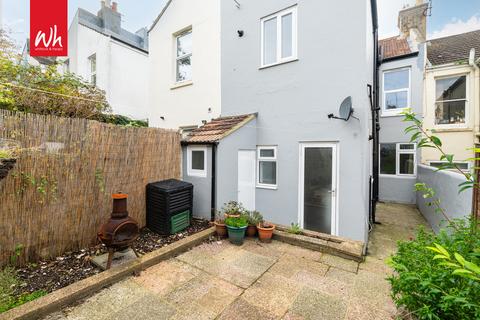 Ground Floor Flat, 90 Whippingham Road, Brighton, BN2 3PG