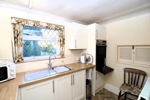 3 bedroom detached house for sale - Hilton Lane, Walsall