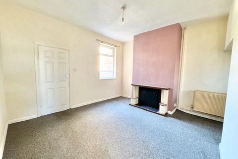 3 bedroom terraced house for sale - WILLINGHAM STREET, GRIMSBY