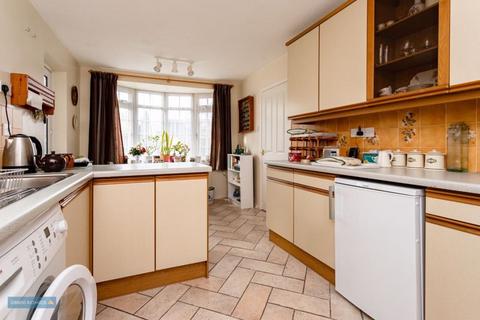 12 Rectory Road, Staplegrove, Taunton, TA2 6EL