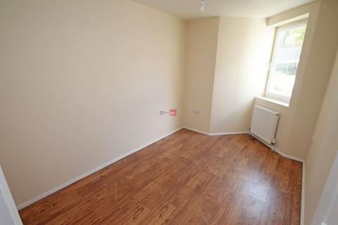 2 bedroom apartment for sale, Victoria Road, Chatham