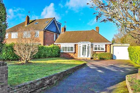 3 bedroom bungalow for sale - Ounsdale Road, WOMBOURNE, WV5 8BH