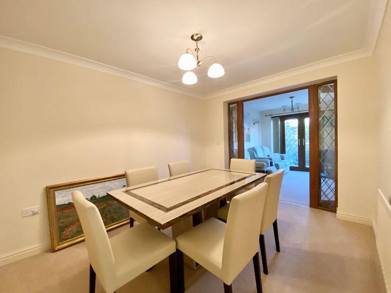 Dunton Close, Four Oaks, Sutton... 4 bed detached bungalow £650,000