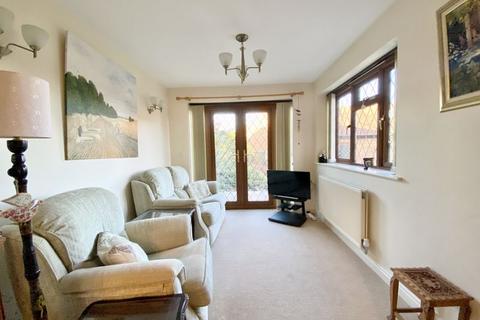 60 Dunton Close, Sutton Coldfield, B75 5QD