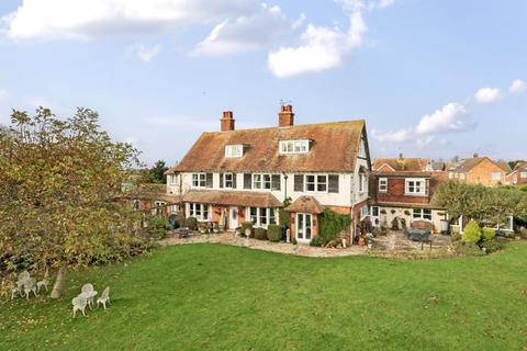 11 bedroom detached house for sale, Lydd Road, New Romney