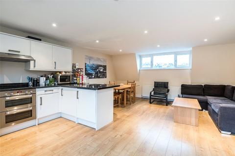 Warwick Way, London, SW1V