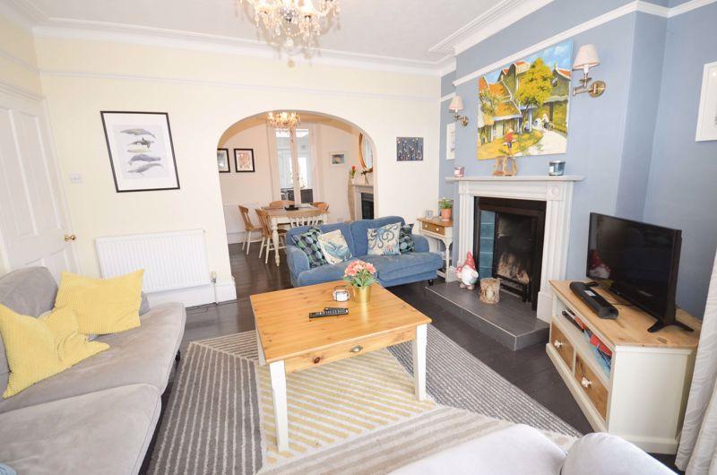 Lounge Dining Room