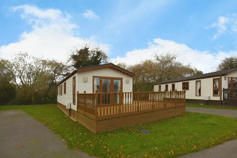 2 bedroom lodge for sale, Carnoustie Court, Tydd St Giles, Wisbech, Cambridgeshire, PE13 5NZ