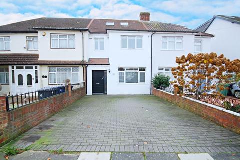 3 bedroom terraced house for sale - Avon Road, Greenford
