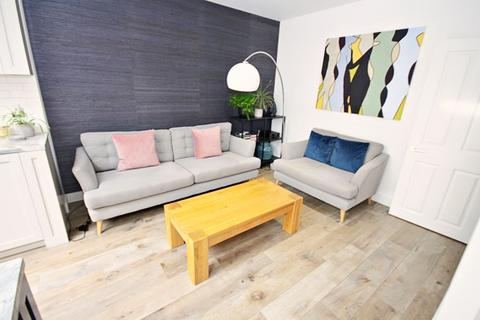 25 Avon Road, Greenford, UB6 9JA