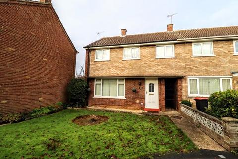 42 Chester Close, Bletchley, Milton Keynes, MK3 5JY
