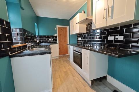 3 bedroom terraced house to rent, Newtown Road, Carlisle
