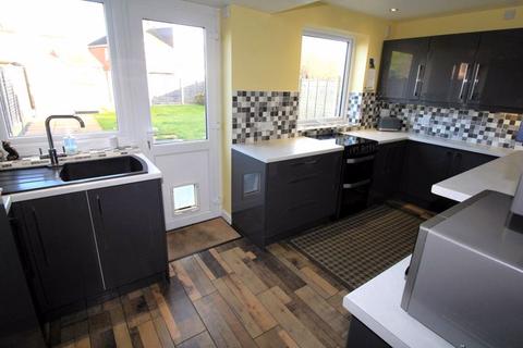 3 bedroom semi-detached house for sale - Hockley Road, Coseley WV14
