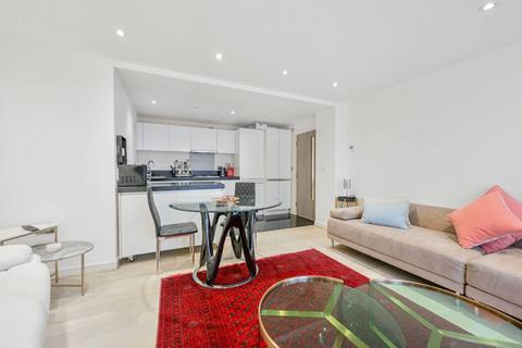 2 bedroom flat for sale - Great West Road, Brentford, TW8