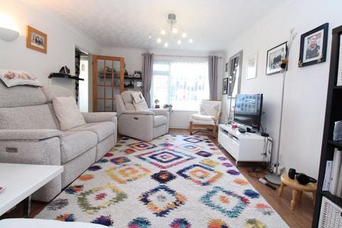 3 bedroom house for sale - Pyms Close, Bedford MK44