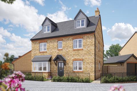 5 bedroom detached house for sale, Plot 75, The Turnberry at Collingtree Park, Watermill Way NN4
