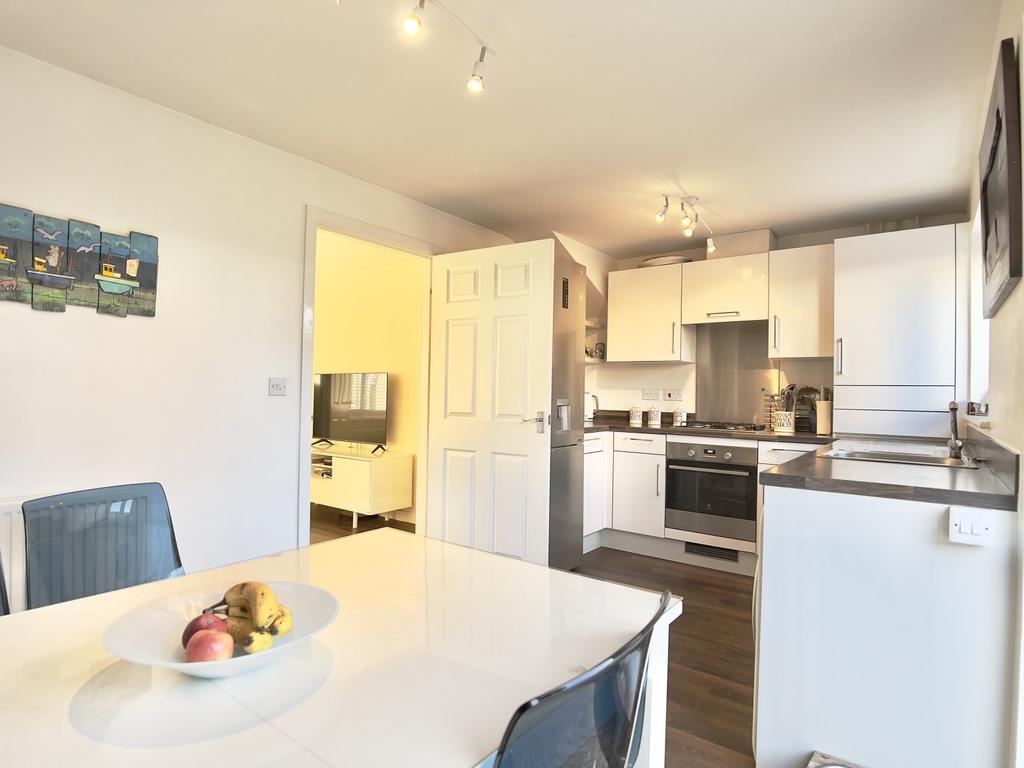 Kitchen diner