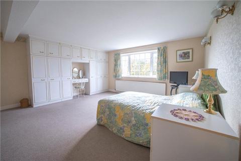 60 Birchdale, Bingley, BD16 4SE