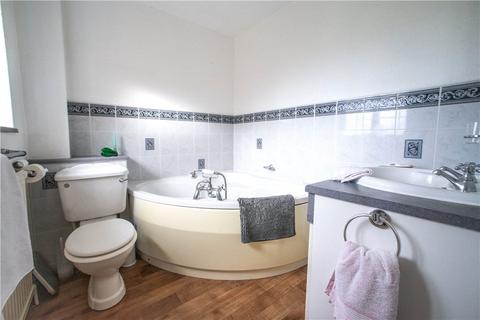 60 Birchdale, Bingley, BD16 4SE
