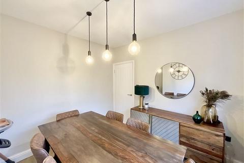 25 Olivers Mount, Sheffield, S9 4PA