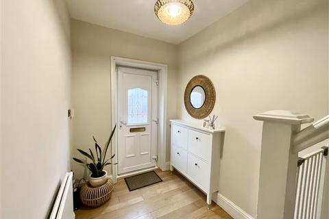 25 Olivers Mount, Sheffield, S9 4PA