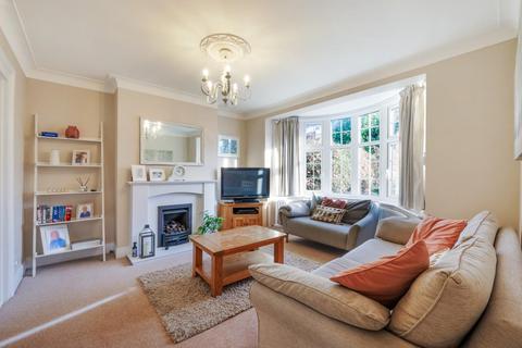 4 bedroom semi-detached house for sale, Roundwood View, Banstead