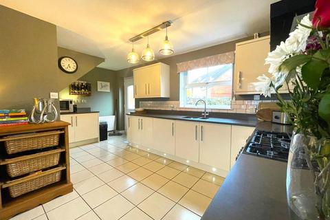 3 bedroom detached house for sale, The Poplars, Brandesburton, Driffield