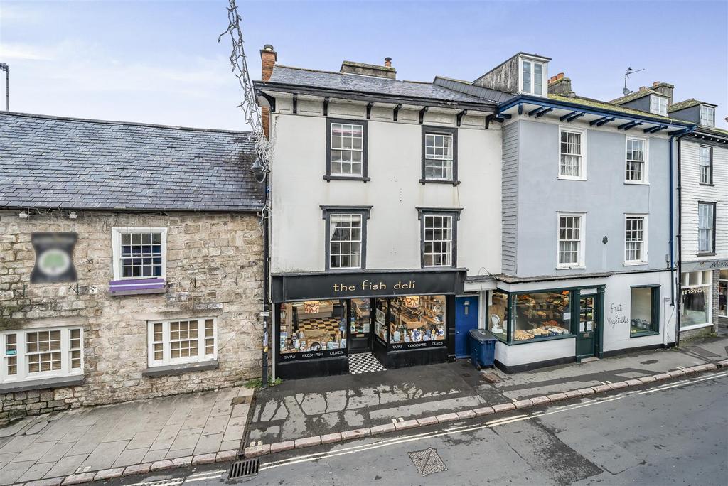 Ashburton, Devon 3 bed apartment for sale £300,000