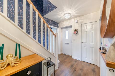 2 Freer Drive, Uppingham, Oakham, LE15 9EF