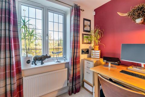 2 Freer Drive, Uppingham, Oakham, LE15 9EF