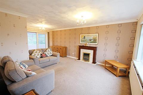 3 bedroom detached house for sale, Heol Y Wern, North Park Estate, Cardigan