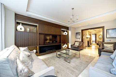 4 bedroom apartment to rent - Knightsbridge, SW1X