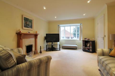 4 Bramley Close, Shefford, SG17 5BZ