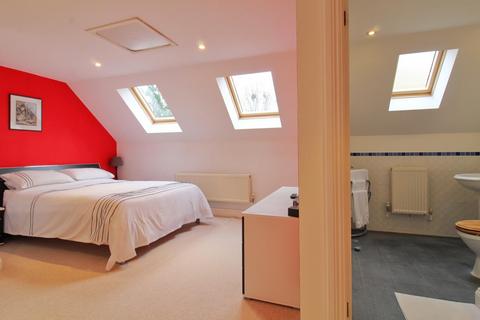 4 Bramley Close, Shefford, SG17 5BZ
