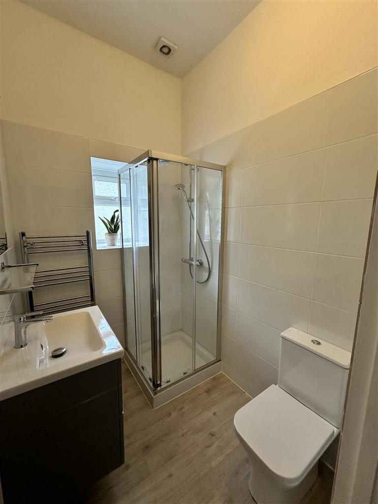 Greenway Road Redland Bristol 1 bed flat £1,150 pcm (£265 pw)