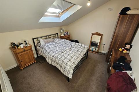 2 bedroom end of terrace house for sale, Spencer Close, Aldershot