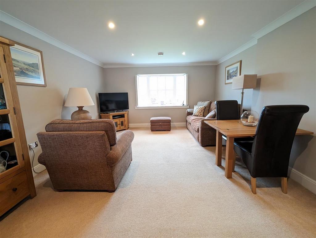 Queens Manor, Lytham St Annes 3 bed duplex for sale £249,950