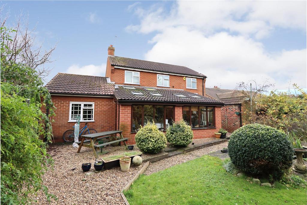 Main Street, Wilberfoss, York 3 bed detached house for sale £425,000
