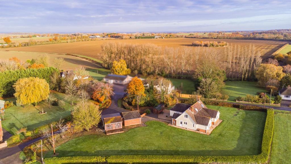 Blackmore End, Braintree 5 bed detached house for sale £850,000