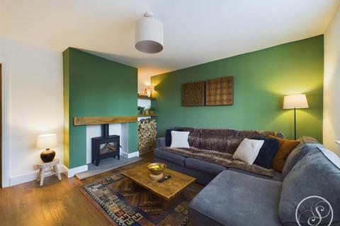 2 bedroom terraced house to rent - Skelton Road, Leeds