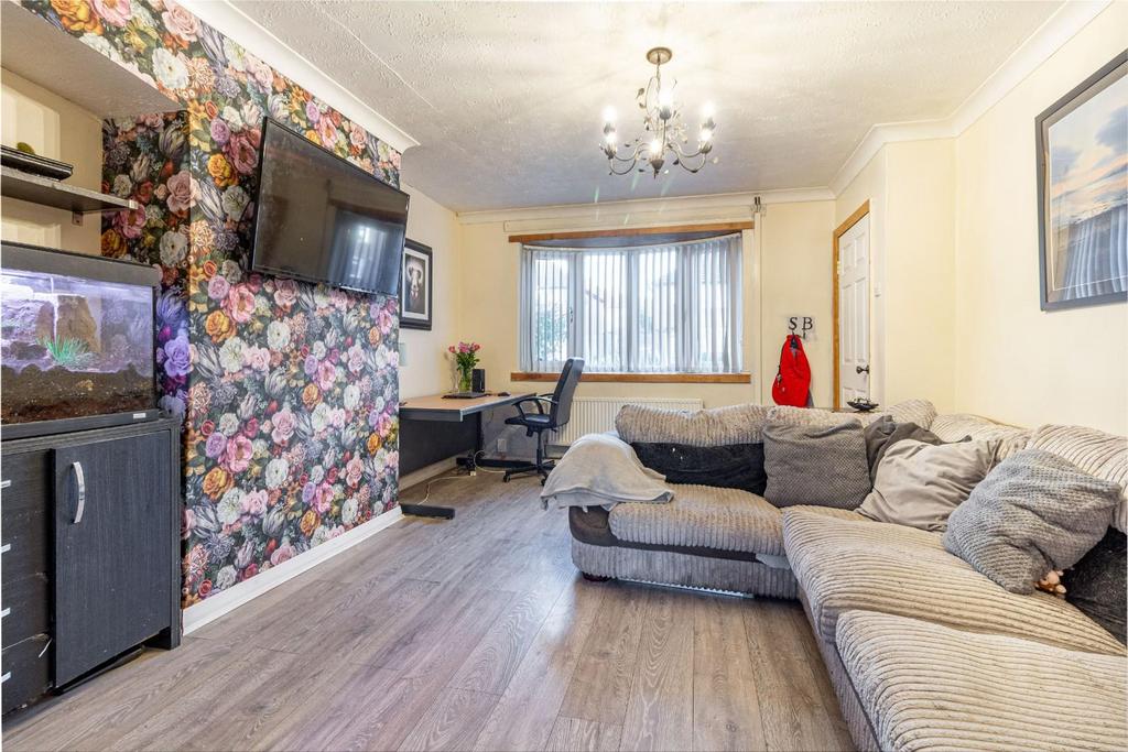Stepping Stones, Stourbridge, DY8 1JY 2 bed semidetached house for