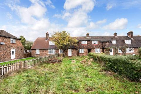 190 Hook Road, Epsom, KT19 8UB