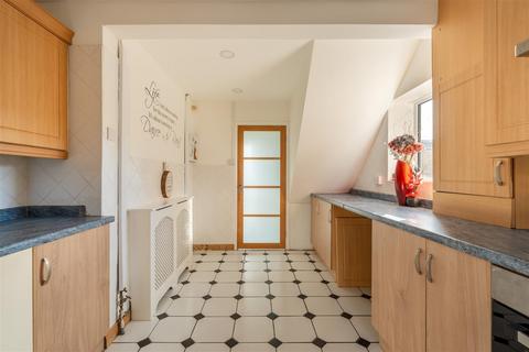 3 bedroom semi-detached house for sale - Highmead Gardens, Bristol