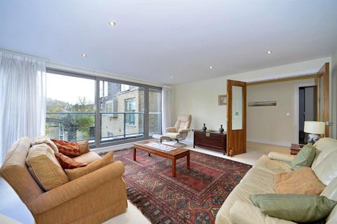 2 bedroom apartment for sale - Hitherbury Close, Guildford