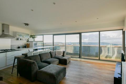 2 bedroom flat for sale, The Royal, Queens Road, Penarth