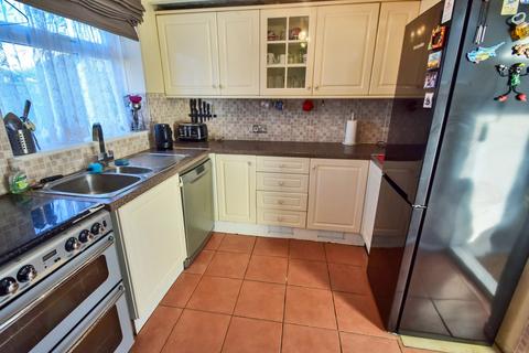 76 Binland Grove, Chatham, ME5 9UT