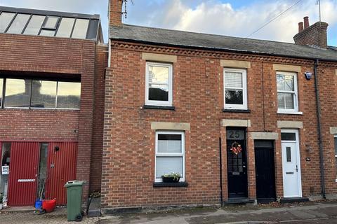 2 bedroom terraced house for sale - Silver Street, Stony Stratford, Milton Keynes