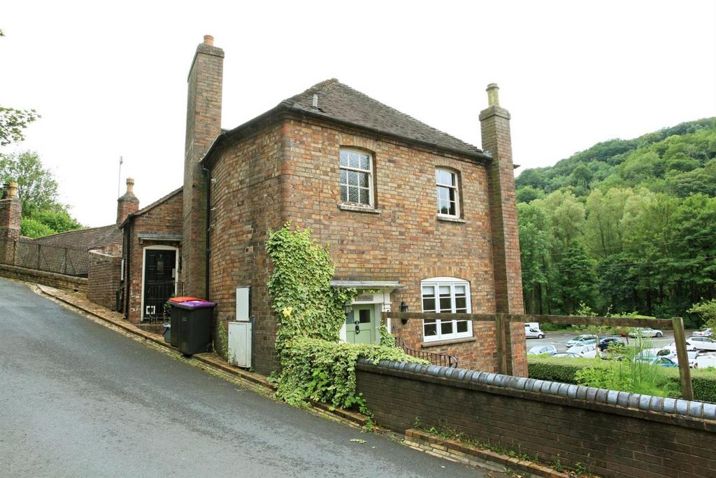 The Wharfage, Ironbridge, Telford 3 bed flat for sale £150,000