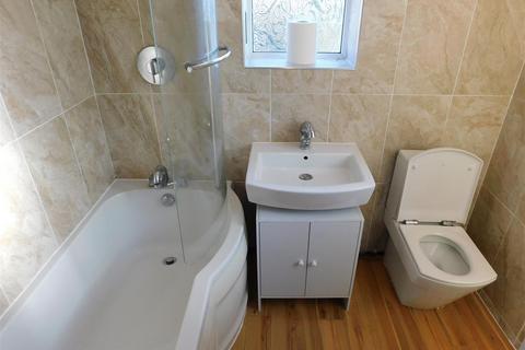 21 Rosary Road, Oldham, OL8 2SP