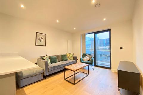 2 bedroom apartment for sale, Manhattan Apartments, George Street, Manchester